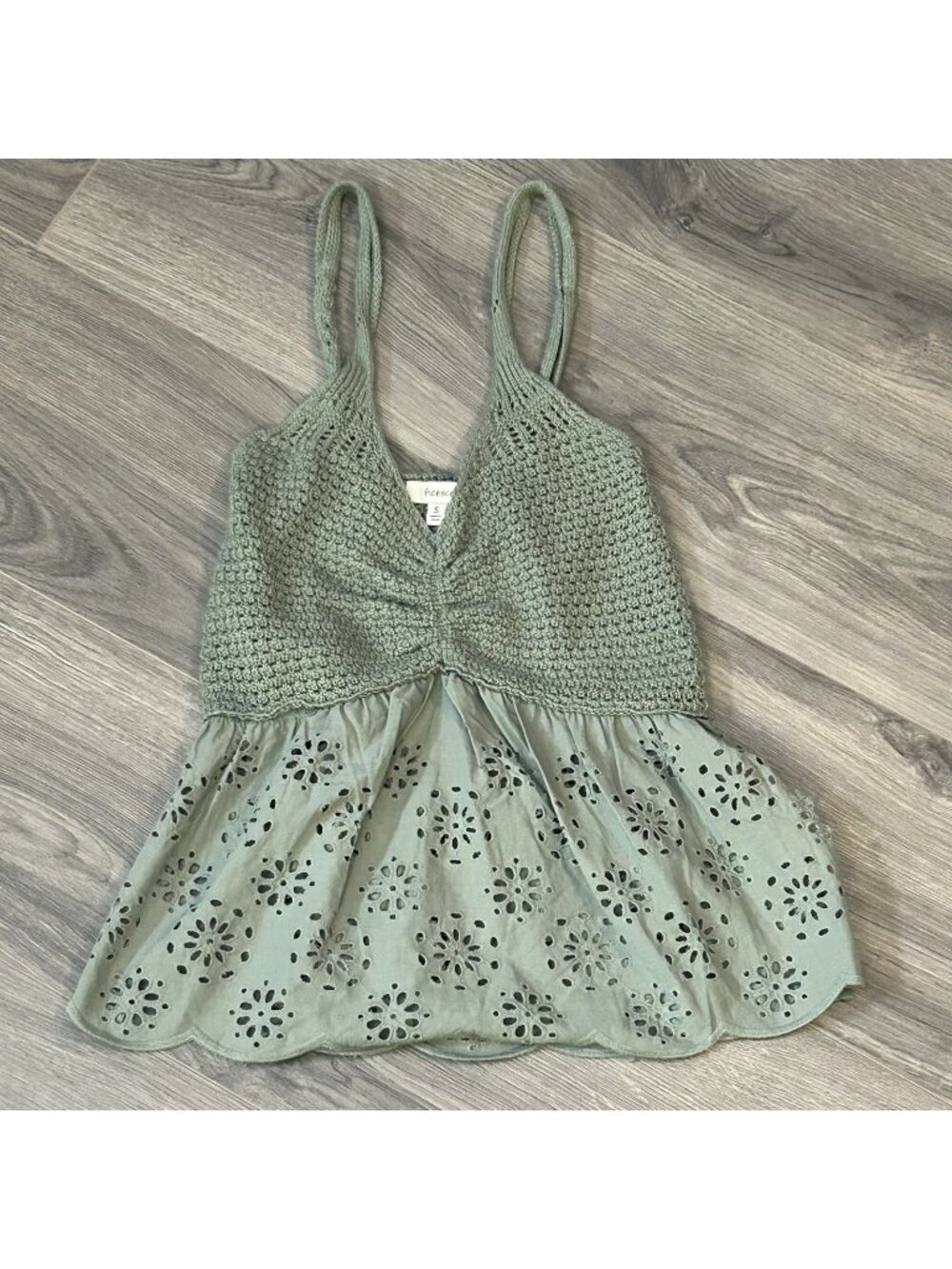 Francesca's Tank Top Womens S Kathy Sage Green Crochet Eyelet Peplum Camisole